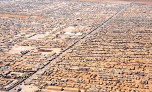 1200px-An_Aerial_View_of_the_Zaatri_Refugee_Camp_July2013